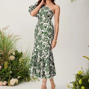 SHEIN Green and White One Shoulder Dress